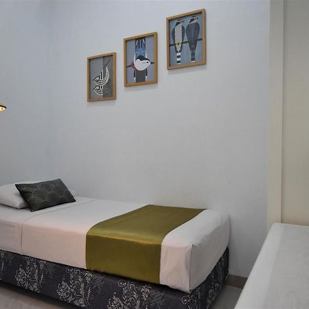 Nest Residence Jakarta Buitenkant foto